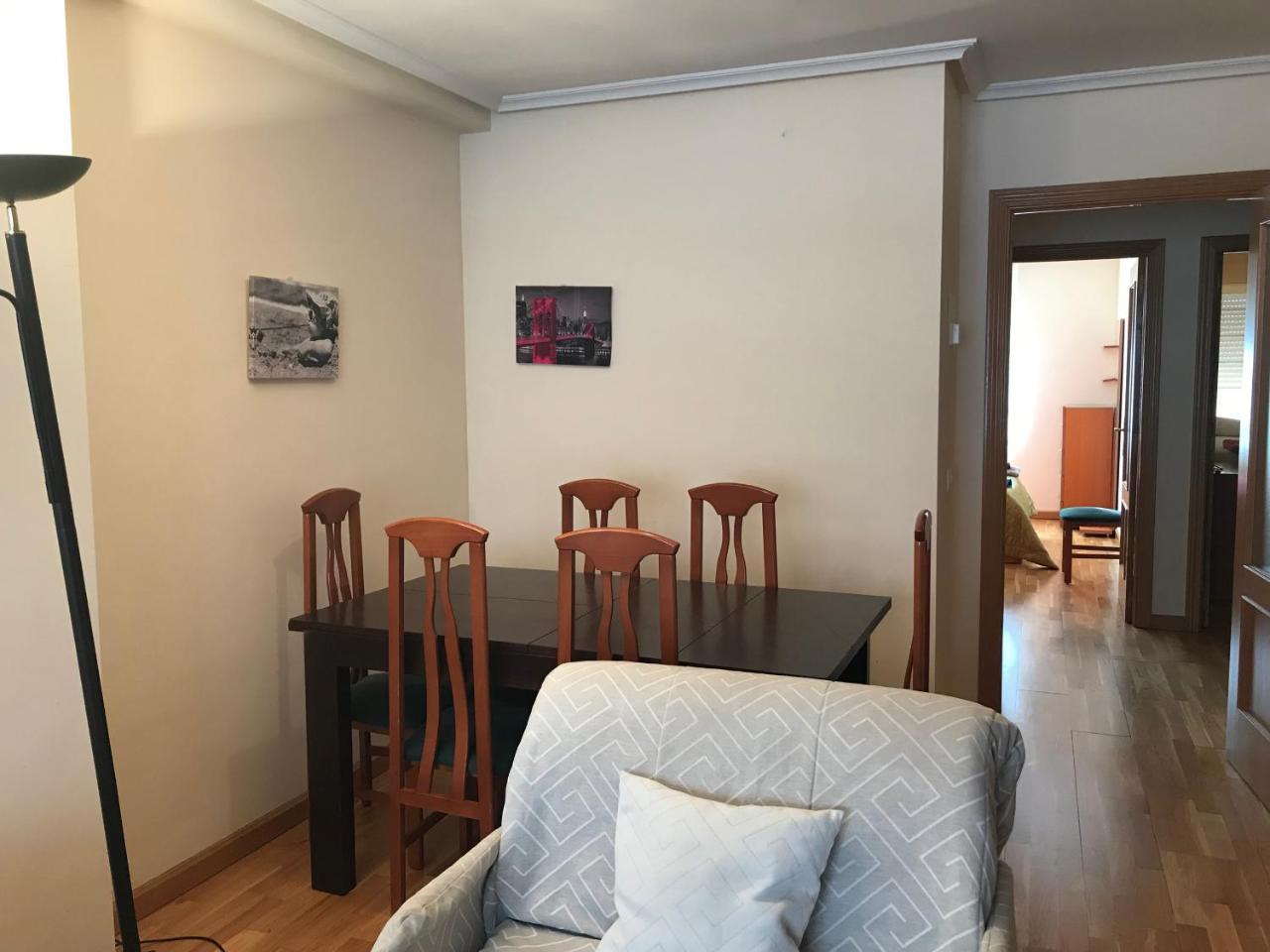 Apartamento La Cenicienta Διαμέρισμα León Εξωτερικό φωτογραφία