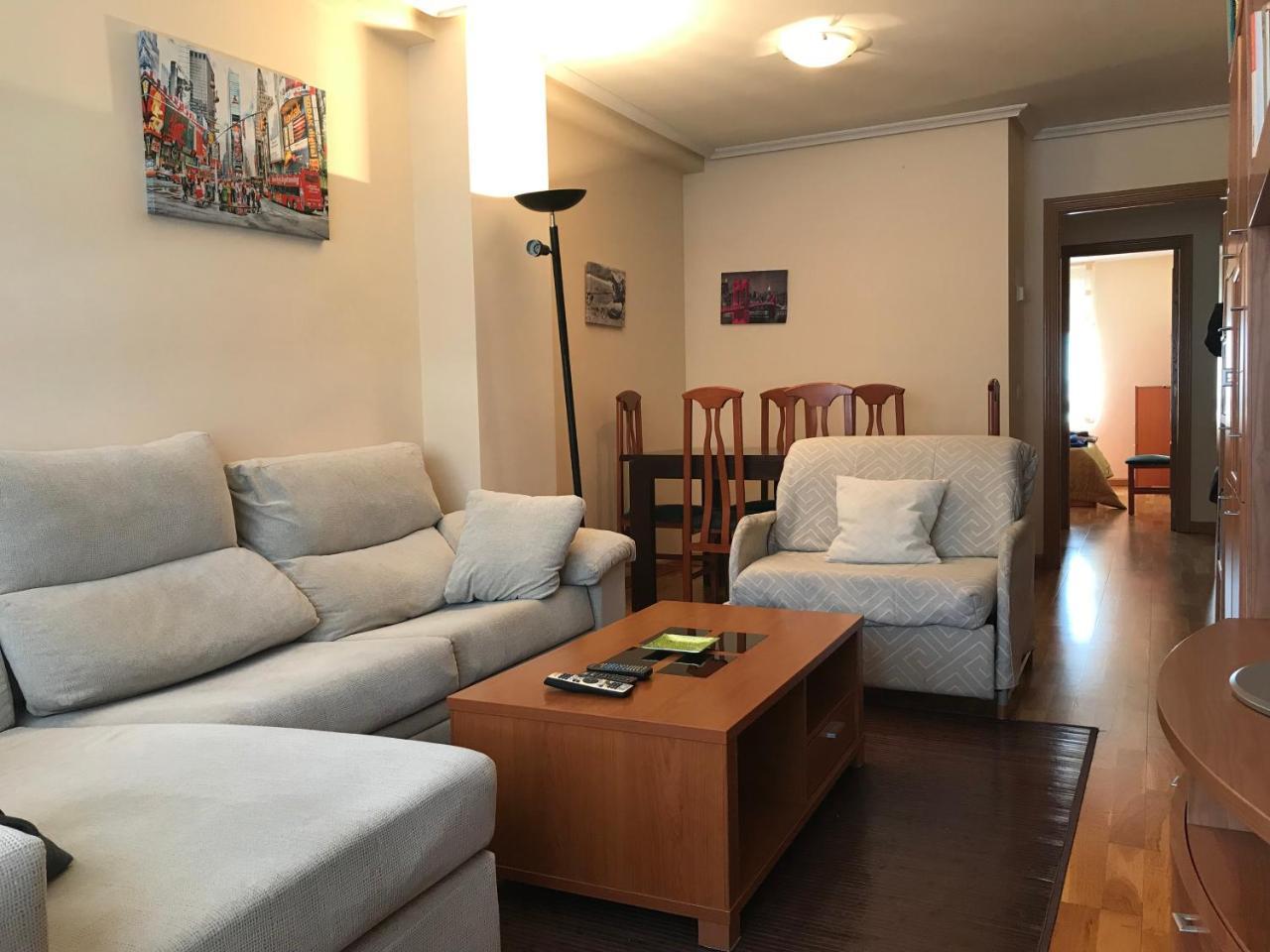 Apartamento La Cenicienta Διαμέρισμα León Εξωτερικό φωτογραφία